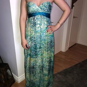 BCBG MAXI DRESS